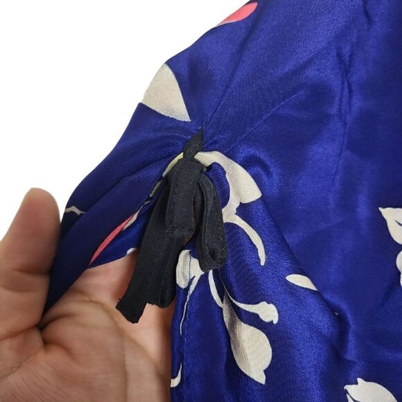 Yumi Kim 100% Silk Joey Blue Floral Blouse Size Small - Picture 7 of 11